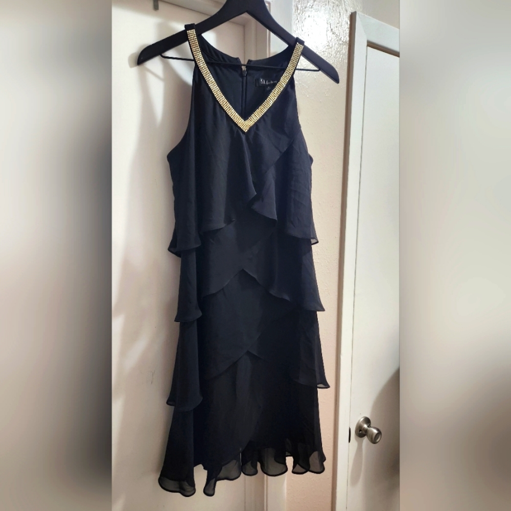S. L. FASHIONS black evening/cocktail dress